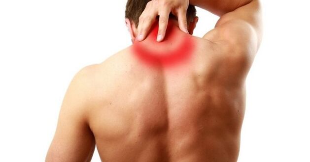 dolor de cuello debido a crecimientos en las vértebras